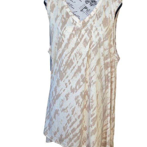 LuLaRoe 3XL Kristina V-Neck Tank Top • Cream & Tan •Cross-Hatched Tie-Dye Design - Picture 3 of 12